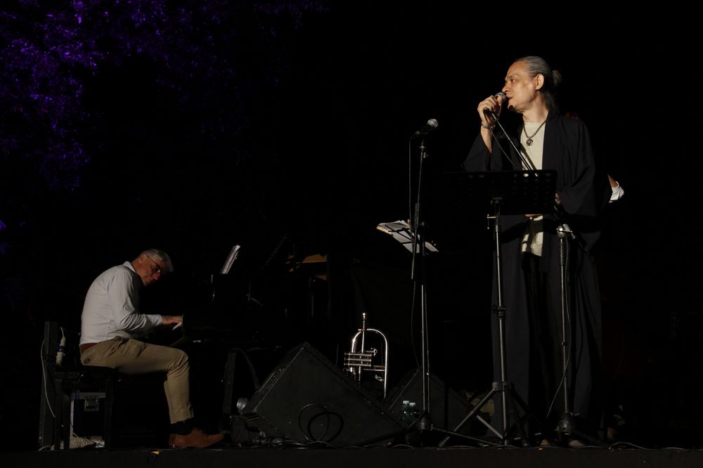 Giovanni Mirabassi & Toku - Concerto al Colosseo (Roma, 15-09-2023).jpg